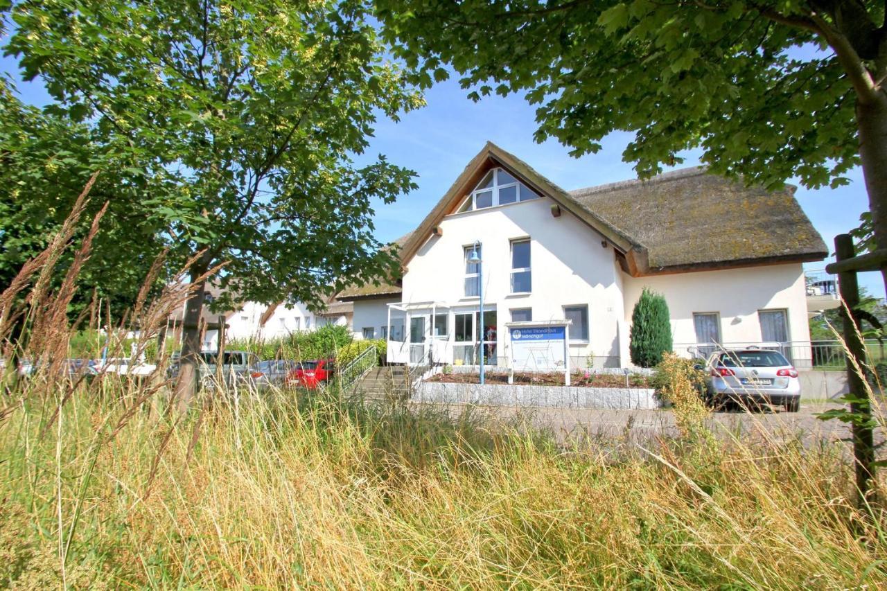 F-1010 Strandhaus Moenchgut B&B Doppelzimmer Nr 35 Lobbe Exterior foto
